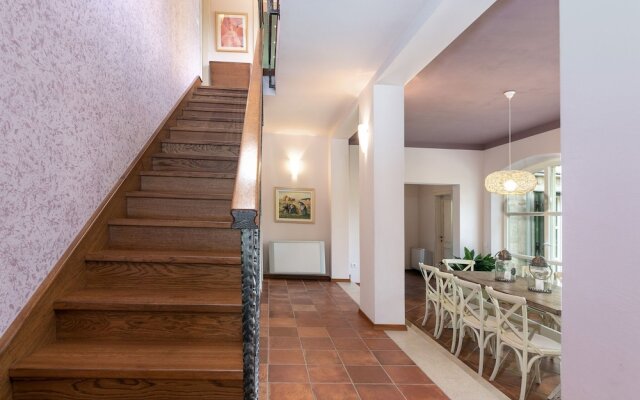 Comfortable Villa Next To a Forest with Private Pool, Porec And Beach at 10 Km