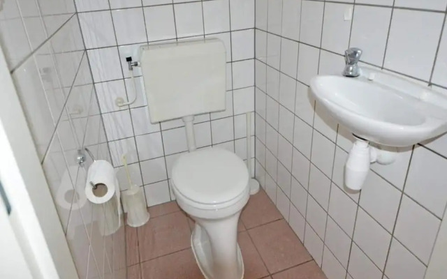 Cosy Bungalow Near the Beach