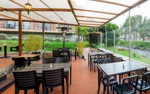 Venue Batán Hotel & Suites