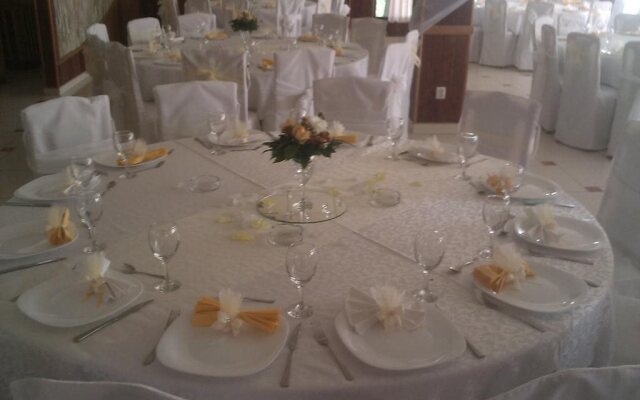Alfa Hotel