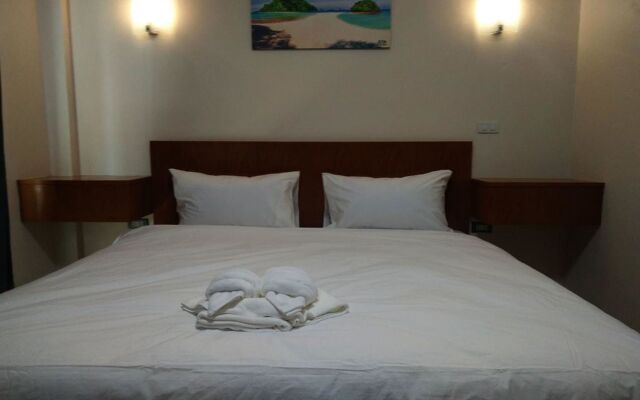 OYO 665 Sj House Hotel