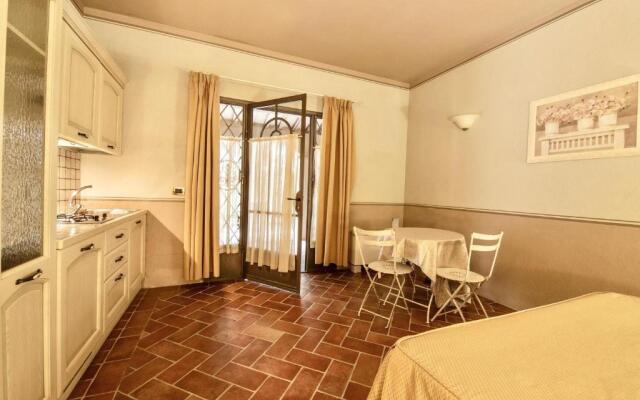 Residence con piscina a Monteverdi