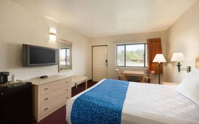 Travelodge Niagara Falls