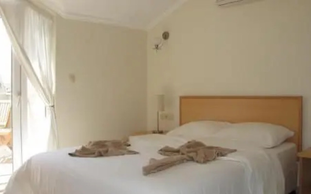 Sunset Beach Club Aqua 37