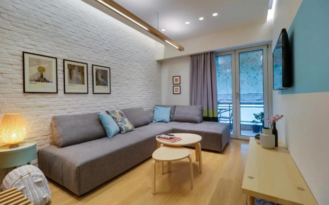 Superior Central Apt|3min to Metro|AC|Netflix|iMac