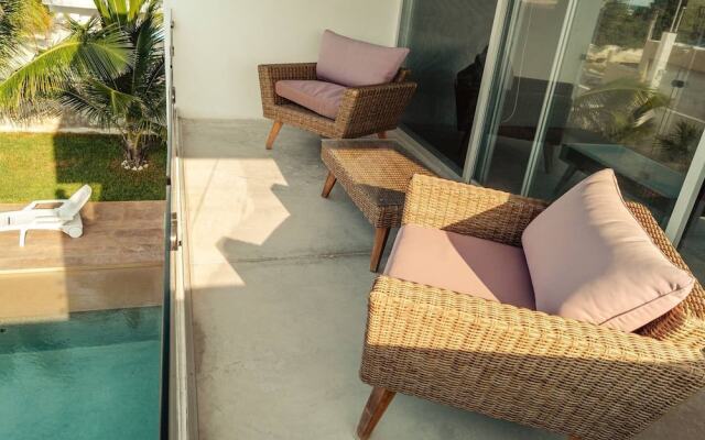 Breathtaking Beach Villa, Feel the Inviting Vibe!