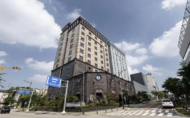 3S Hotel Dongtan - Business