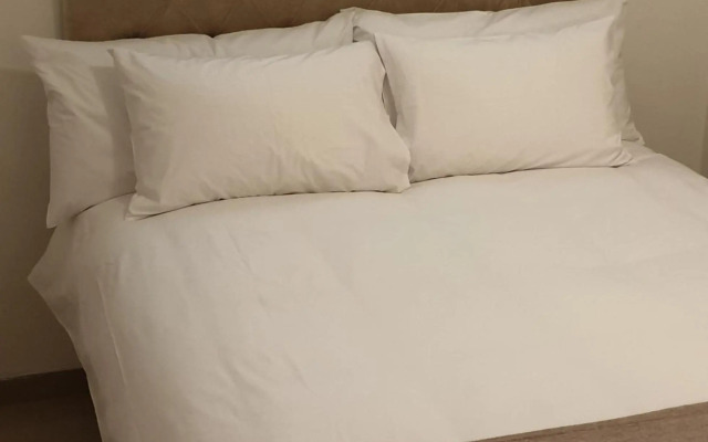 904 Tenbury Beach Apartment