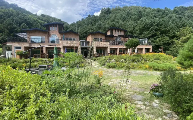 Inje Leenchung Pension