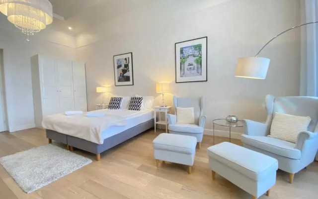 Romantic riverview bestern