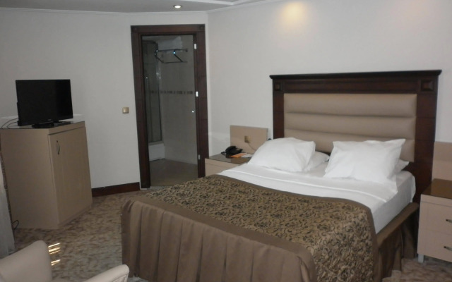 Cukurova Park Hotel