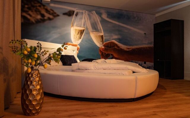 Boutique Hotel Four