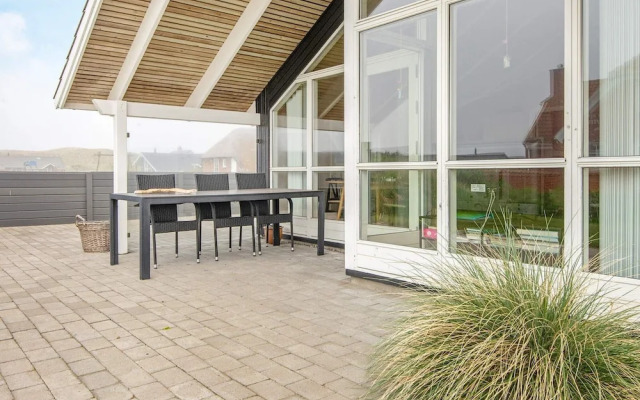 7 Person Holiday Home in Harboore-by Traum