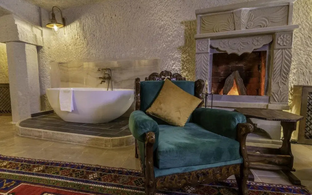 Helen Cave Suites