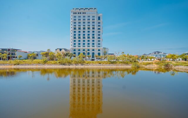 Rex Quang Binh Hotel