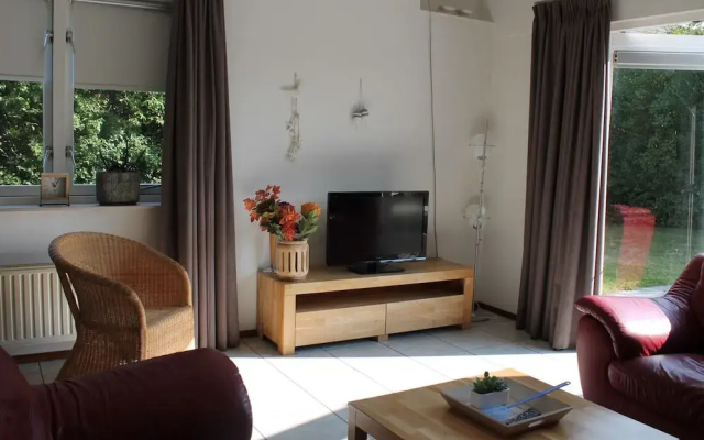 Nice Holiday Home With Garden Near Beach