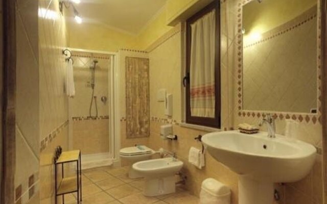 Dimora Degli Ulivi Bed and Breakfast