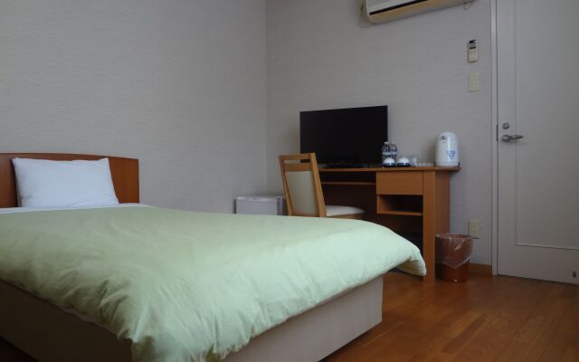Shinnishiki Hotel