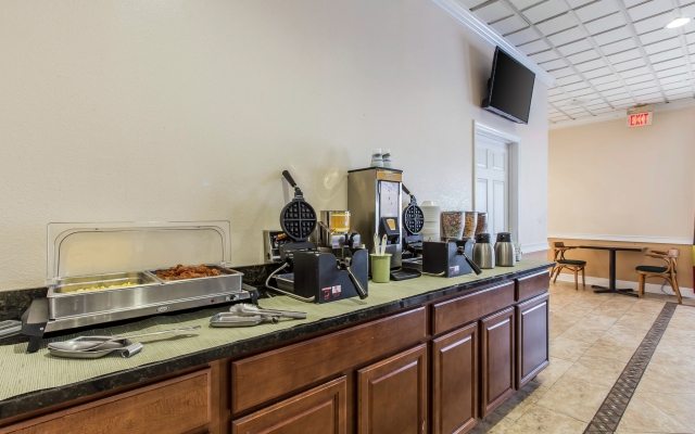 Quality Inn & Suites