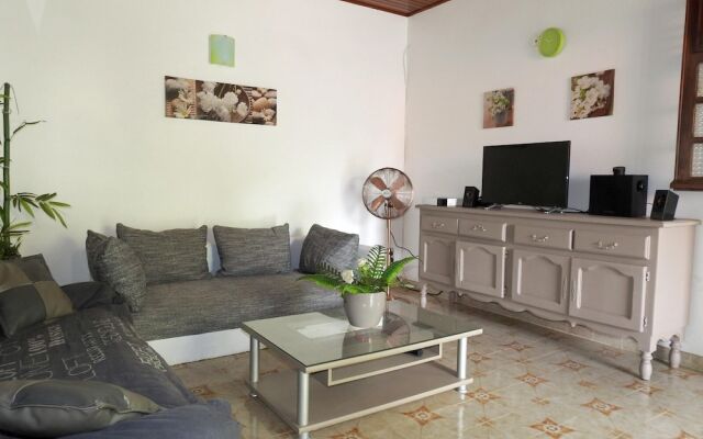 House with 2 Bedrooms in Le Robert, with Private Pool, Enclosed Garden And Wifi - 18 Km From the Beach