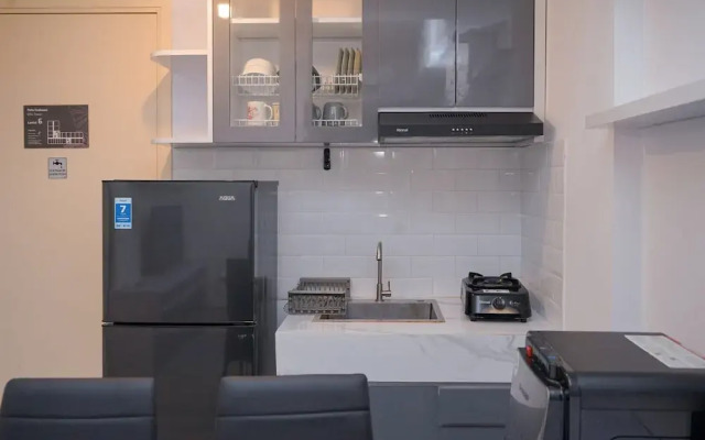 Comfy And Simple 2Br Apartment At M-Town Residence