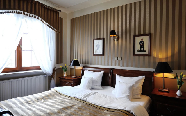 Hotel Diament Arsenal Palace Katowice/Chorzów