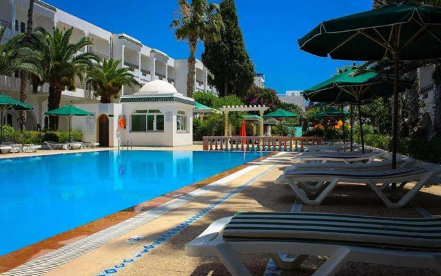 Hotel Emira