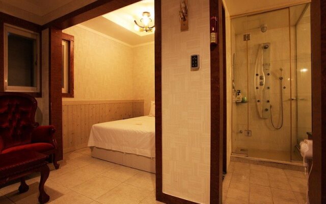 Hotel A1 Suwon