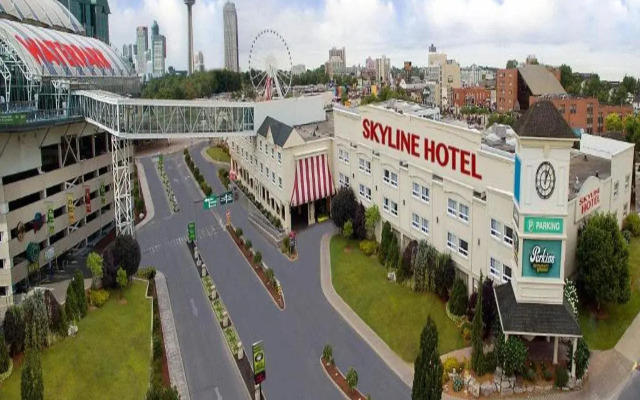 Skyline Hotel & Waterpark