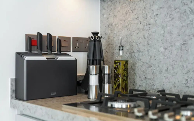 Upscale 2-BR in Grand Bleu by Elie Saab