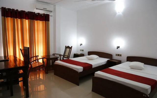 Thampa Tourist Hotel in Vavuniya
