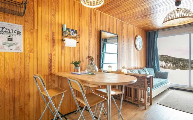 Peaceful Stay With Mountain View