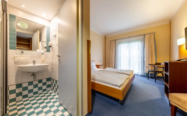 Hotel Dresdner Tor Süd