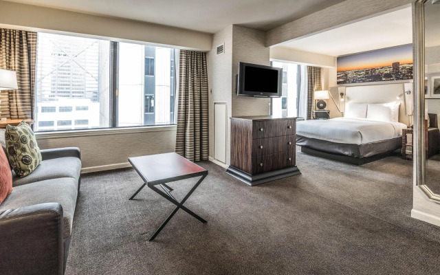 The Chicago Hotel Collection Magnificent Mile Hotel & Suites 