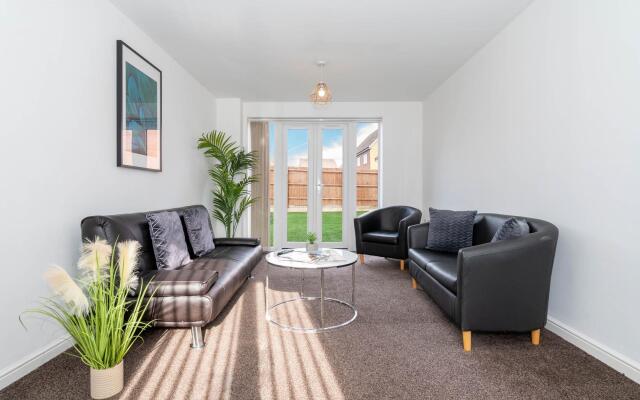 Modern West Midlands Family Home With Garden