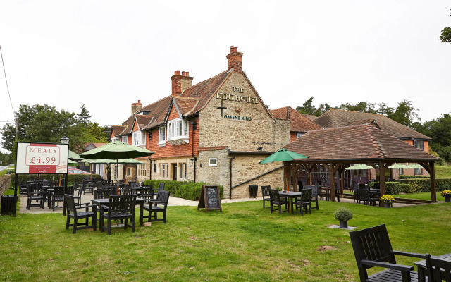 Doghouse Abingdon by Chef & Brewer Collection