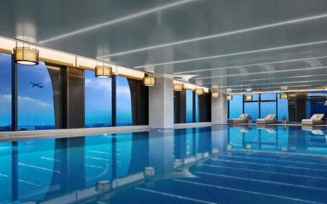 HUALUXE Shenzhen Bao'an by IHG