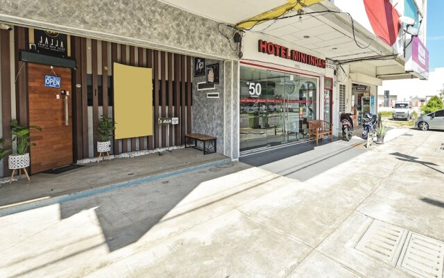 OYO 90727 Hotel Mini Indah