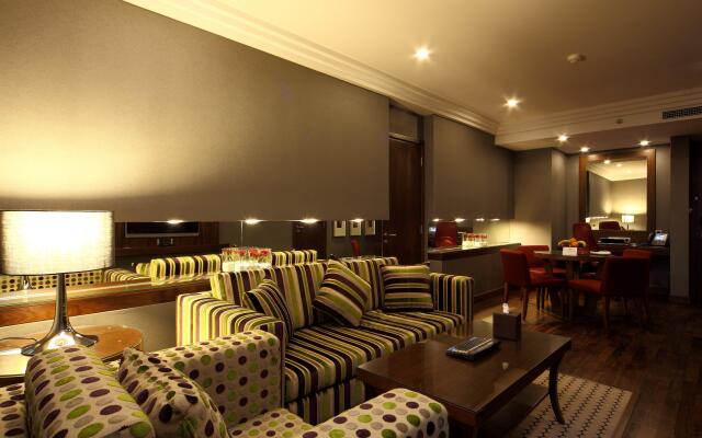 Radisson Blu Hotel and Convention Center, Riyadh Minhal