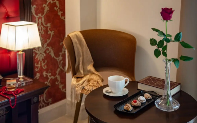 La Paloma Blanca Hotel