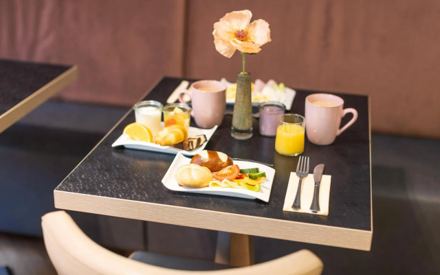 Leonardo Hotel Vienna Westbahnhof