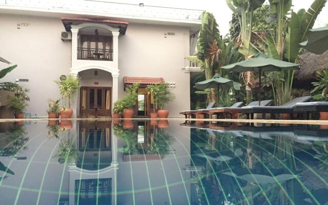 Le René Angkor Boutique