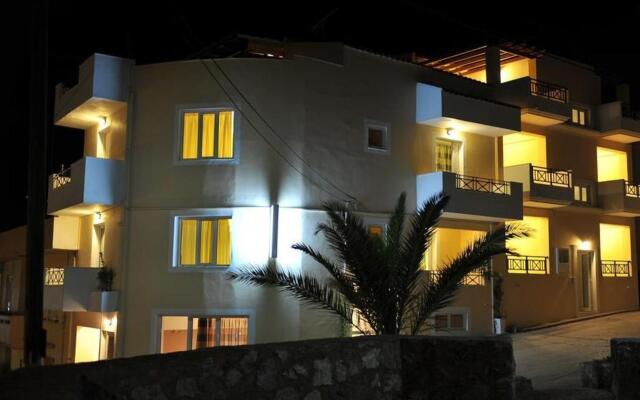 Castello Apartments-Crete Residences