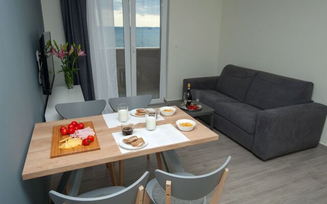 Seaside Luxury Suites