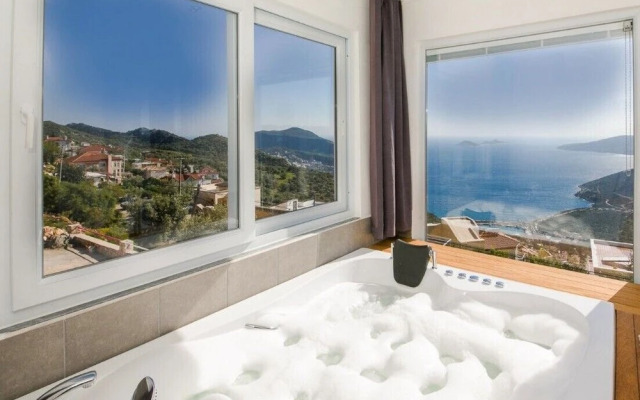 Villa Dome Bianca by Villaduragi