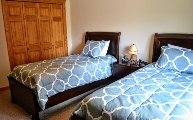 Minocqua Lake - A1 2 Bedroom Condo