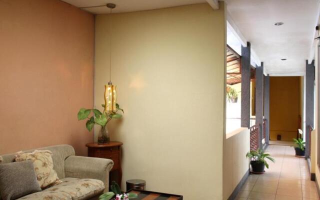 Rumah Asri Bed And Breakfast