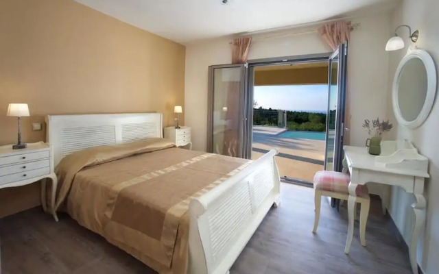Vryonis Villa