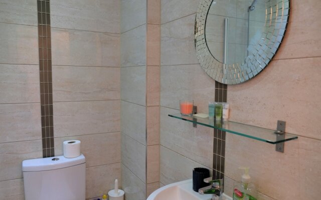 Central Apartment near Barbican Center