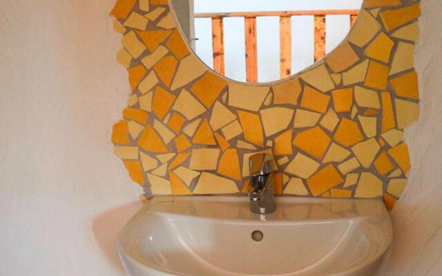 Apartment in Cannigione with garden